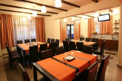 Maya House Hotel Predeal Esterno foto